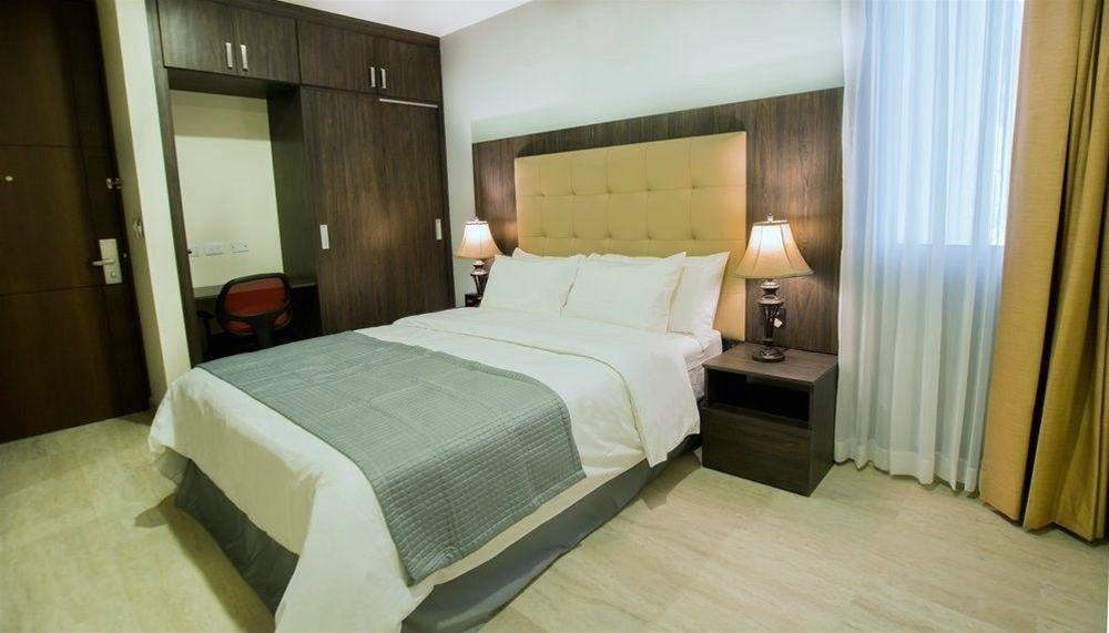 Hotel Hr Amada Кукута Экстерьер фото