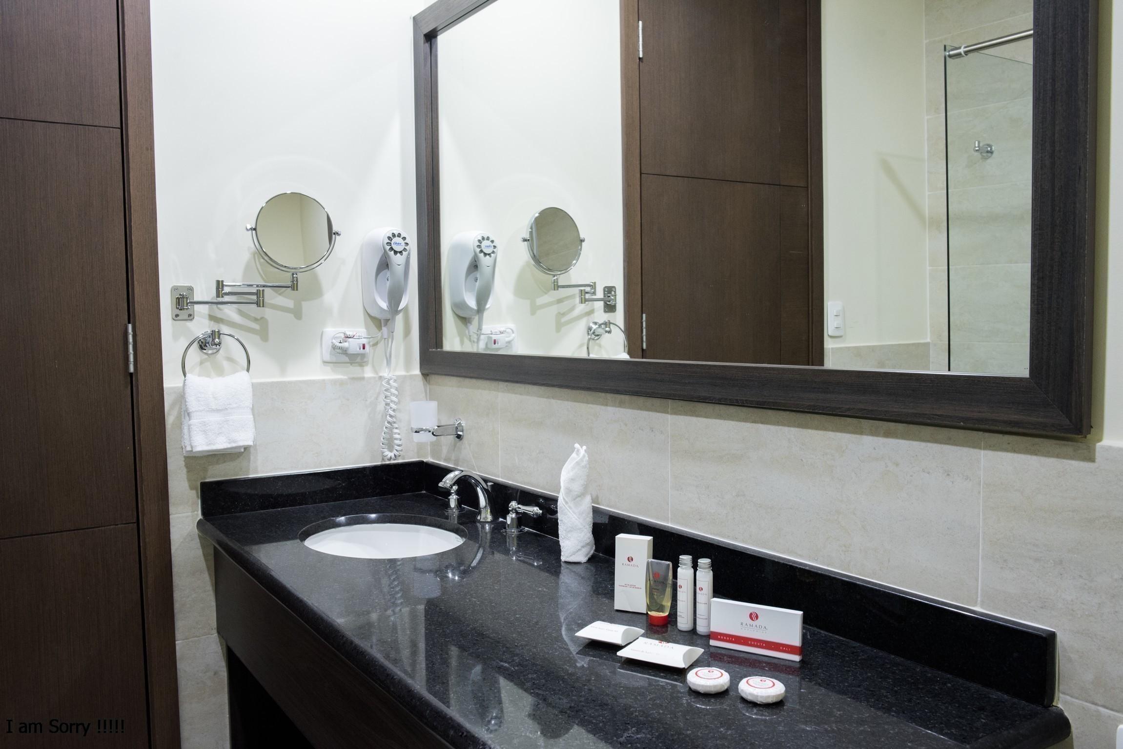 Hotel Hr Amada Кукута Экстерьер фото