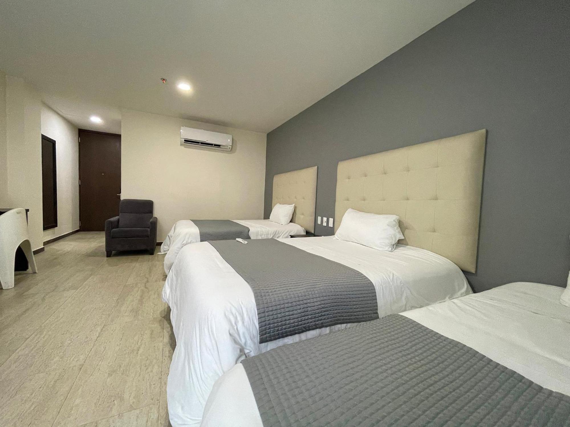 Hotel Hr Amada Кукута Экстерьер фото